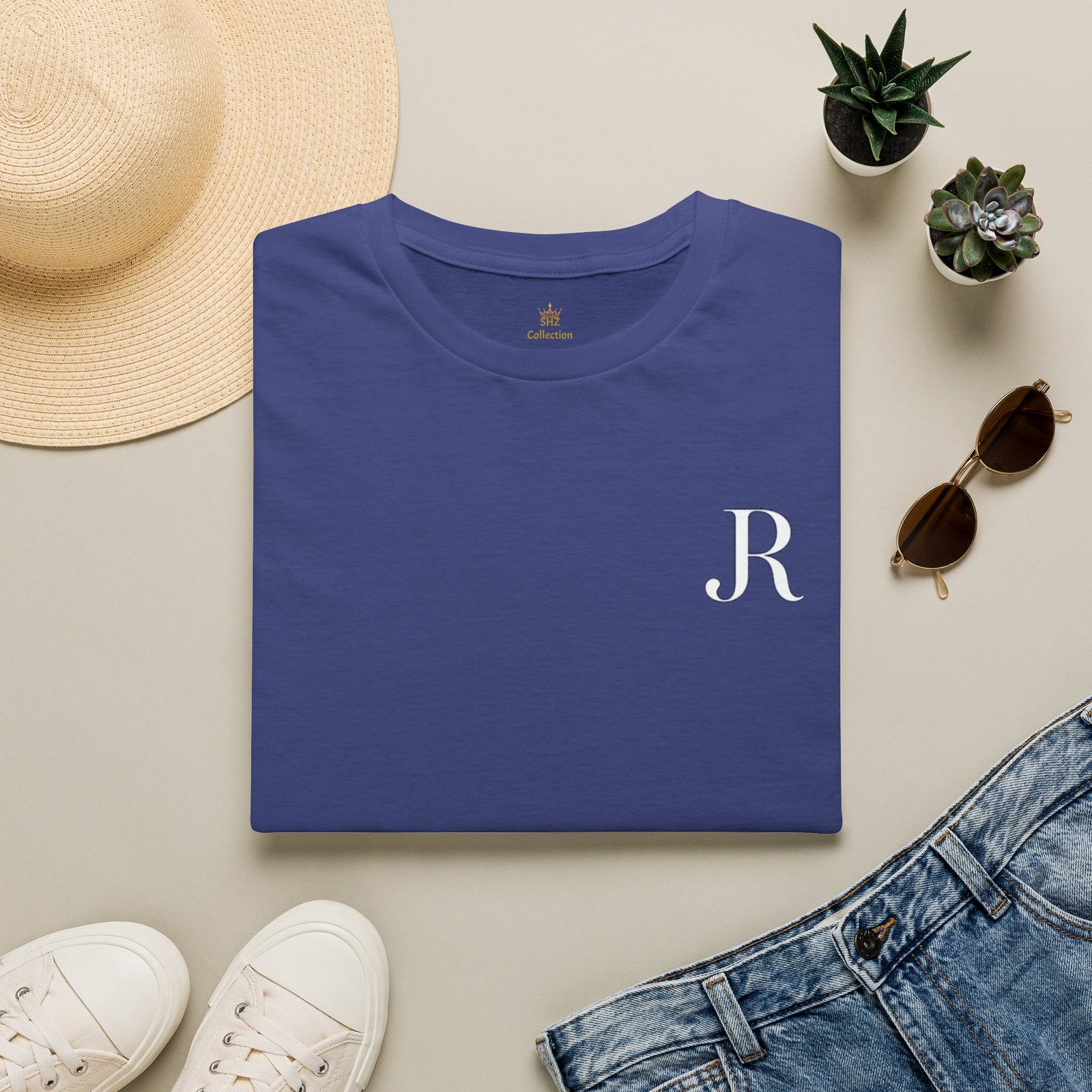 Minimal Monogram 'R' T-Shirt - Image 44