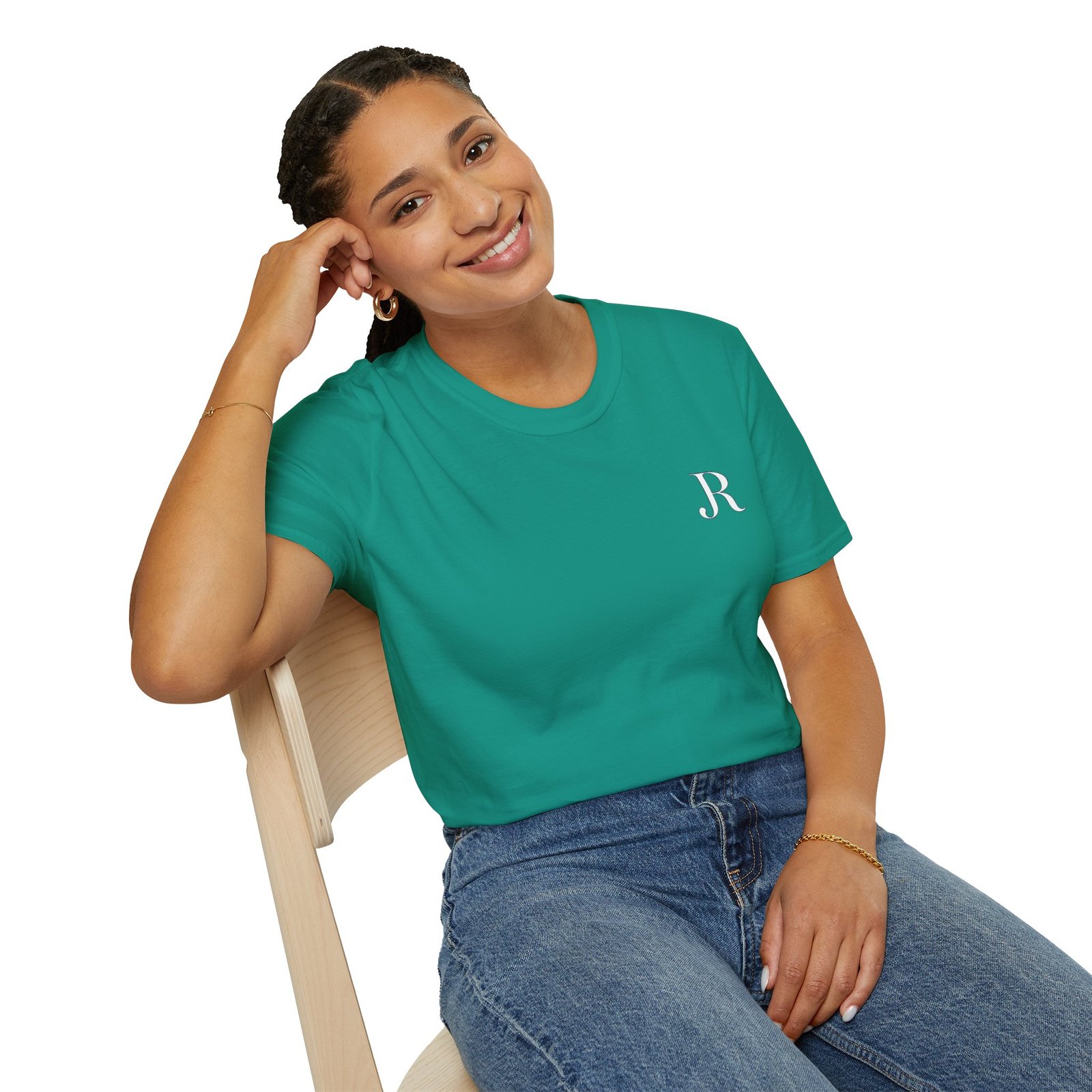 Minimal Monogram 'R' T-Shirt - Image 38