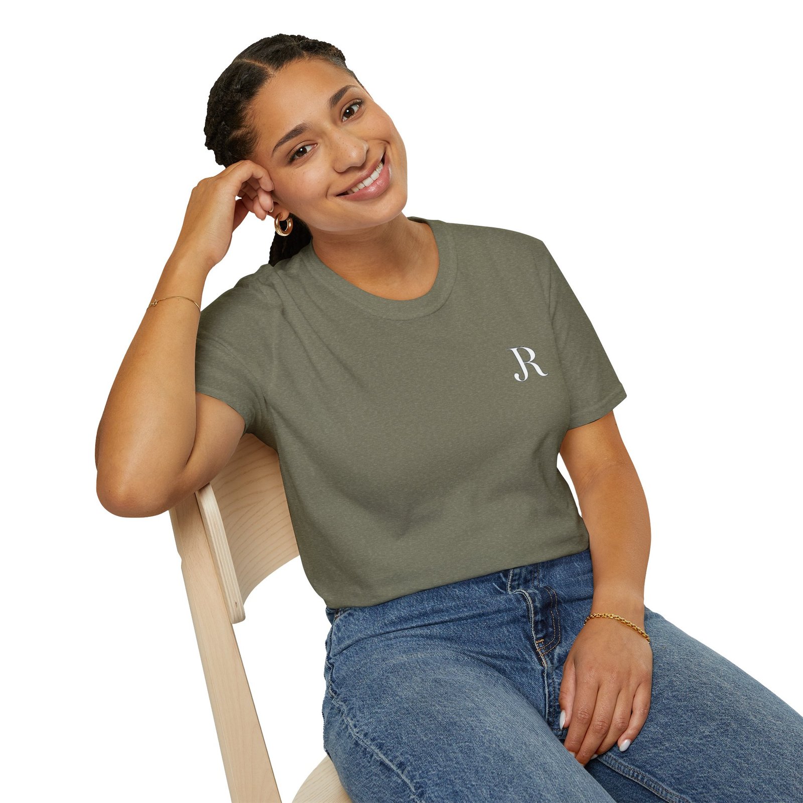 Minimal Monogram 'R' T-Shirt - Image 14